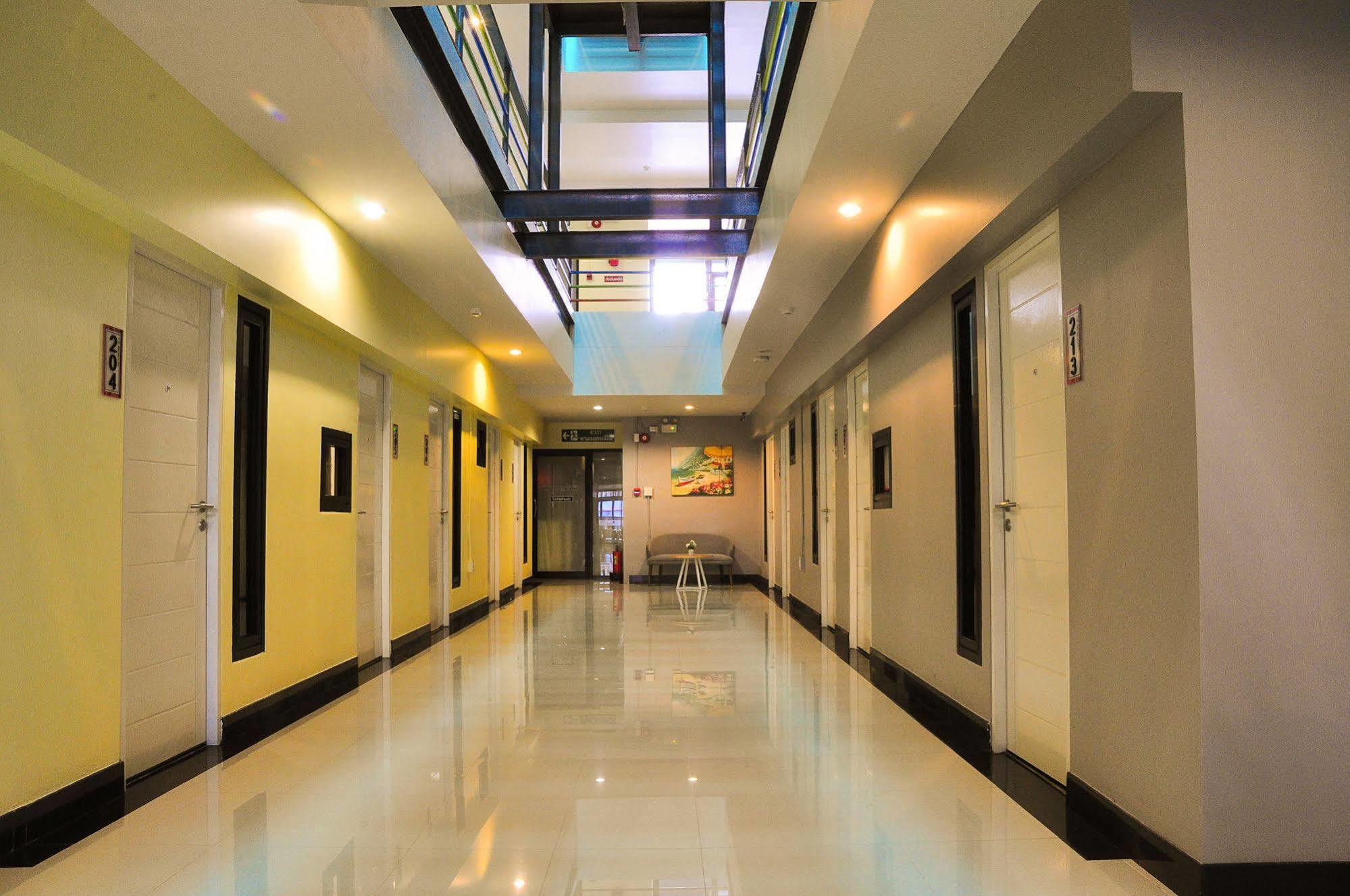 The Bedroom Hat Yai Exterior photo